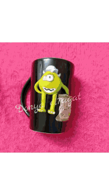Mug Key Chain GIF - Mug Key Chain Gift GIFs