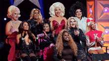 Clapping Jaymes Mansfield GIF - Clapping Jaymes Mansfield Jessica Wild GIFs