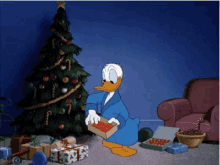 Donaldduck Christmas GIF - Donaldduck Christmas Tree GIFs