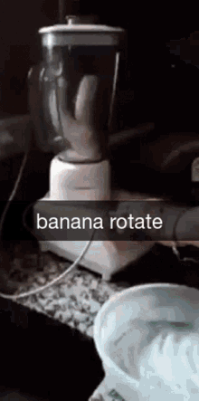 Blender Banana Banana Rotate GIF - Blender Banana Banana Rotate GIFs