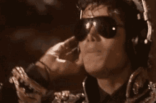 Michael Jackson GIF - Michael Jackson Headphones Music GIFs