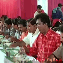 Kalyanaraman Salim Kumar GIF - Kalyanaraman Salim Kumar Eating Sadhya GIFs