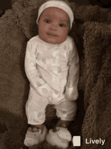Baby Wave GIF - Baby Wave GIFs
