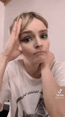 Lauren Mayberry Mayberry GIF - Lauren Mayberry Lauren Mayberry GIFs