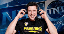Pittsburgh Penguins Sidney Crosby GIF - Pittsburgh Penguins Sidney Crosby Laugh GIFs