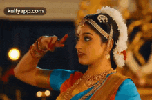 tanya ravichandran classical hand gestures %7C raja vikramarka %7C raja vikramarka gif actress traditional