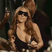 Mariah Carey Boss Mariah Carey Celebrate GIF - Mariah Carey Boss Mariah Carey Celebrate Mariah Carey Cheers GIFs
