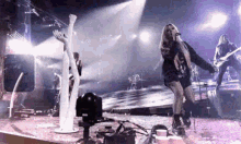 Avril Lavigne Bois Lie GIF - Avril Lavigne Bois Lie Avril Mgk GIFs