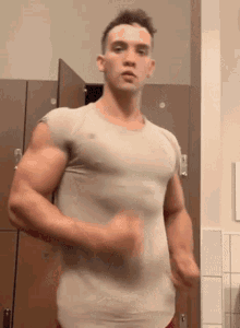 Boling Muscles GIF - Boling Muscles GIFs