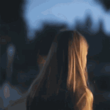 Turn And Look Presence GIF - Turn And Look Presence Threads Song GIFs