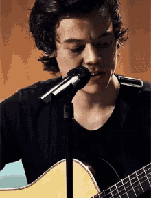 Harry Styles Guitar GIF - Harry Styles Guitar Sing GIFs