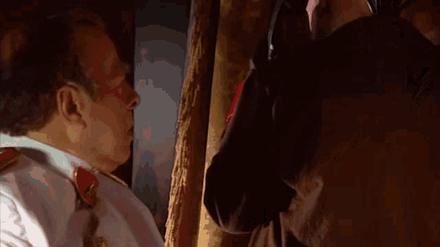 ra2-red-alert2.gif
