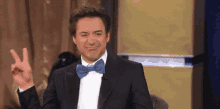 Peace GIF - Robert Downey Jr Peace Out Peace Sign GIFs