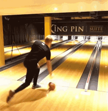 Strike Bowling GIF - Strike Bowling Spoiled GIFs