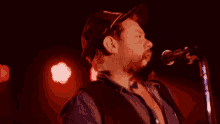 singing nathaniel rateliff nathaniel rateliff and the night sweats a little honey feeling the music