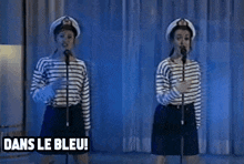 Anne Bleu GIF - Anne Bleu Dans Le Bleu GIFs