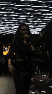Lorena Party GIF - Lorena Party Karaoke GIFs