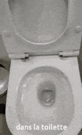 Dans La Toilette Golden Freddy GIF - Dans La Toilette Golden Freddy Tuto GIFs