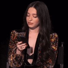 Mikey Madison Staring GIF - Mikey Madison Staring Not Impressed GIFs