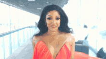 Looking At Mickey Guyton GIF - Looking At Mickey Guyton Remember Her Name Song GIFs