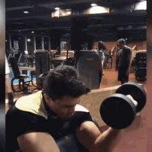 kaya giray kaya workout exercise biceps