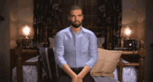 Drake Morphin GIF - Drake Morphin Modern Family GIFs