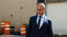 a little bit chris meloni elliot stabler law and order more on this side