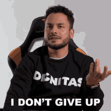 I Dont Give Up Hugs86 GIF - I Dont Give Up Hugs86 Dig Deep GIFs