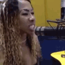 Microphone Mouth GIF - Microphone Mic Mouth GIFs