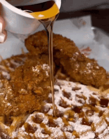 Chicken And Waffles Syrup GIF - Chicken And Waffles Syrup Fried Chicken GIFs