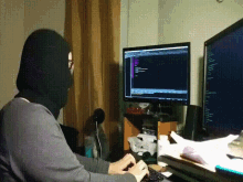 as propre mask computer typing hacking