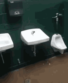 School Sink GIF - School Sink Warhammer Vermintide GIFs