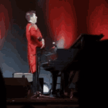 Leopold Tails GIF - Leopold Tails David Meece GIFs