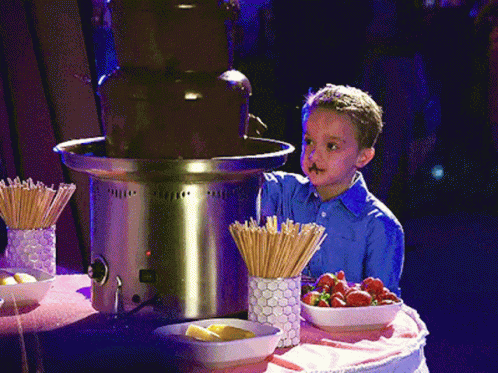 superstore-chocolate-fountain.gif