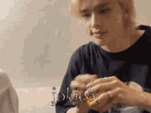 Hyunjin Eating GIF - Hyunjin Eating Orange GIFs