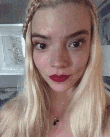 GIF