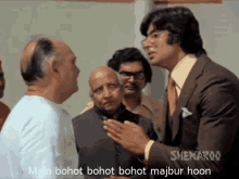Chupke Chupke Amitabh Bachchan GIF - Chupke Chupke Amitabh Bachchan Majbur GIFs