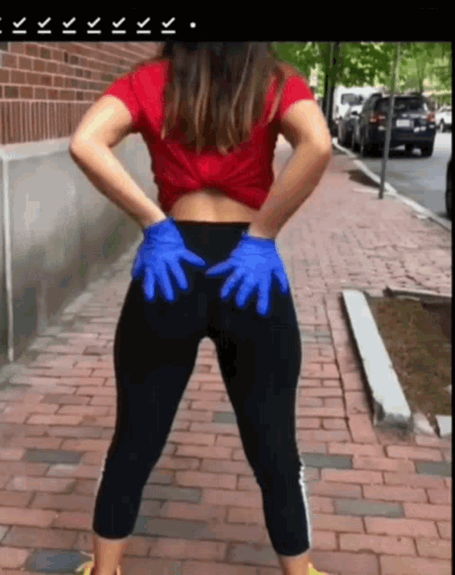 Twerking With Yoga Pants GIFs