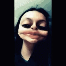 Snapchat filter cai cair GIF - Encontrar em GIFER