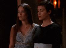 Piper And Phoebe Side Eye GIF - Piper And Phoebe Side Eye Phoebe GIFs