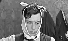 Buster Keaton Hair GIF - Buster Keaton Hair Toothache GIFs