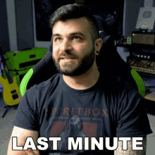 Last Minute Andrew Baena GIF - Last Minute Andrew Baena At The Last Moment GIFs