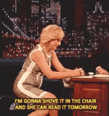 amy poehler shove it in the chair