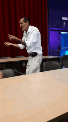 Old Man Happy GIF - Old Man Happy Dance Moves GIFs