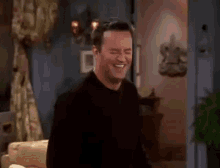 Im Laughing Funny GIF - Im Laughing Funny Matthew Perry GIFs