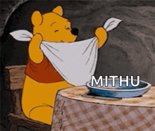 Winnie The Pooh Hungry GIF - Winnie The Pooh Hungry Dinner GIFs