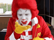 Ronald Blow A Kiss GIF - Ronald Blow A Kiss GIFs