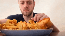 James Chips Fish And Chips GIF - James Chips Fish And Chips He Is Eating Fish And Chips GIFs