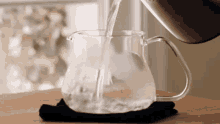 Water Pour GIF - Water Pour 4cups Hot Water GIFs