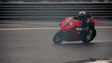 Riding Racing GIF - Riding Racing Motorbike GIFs